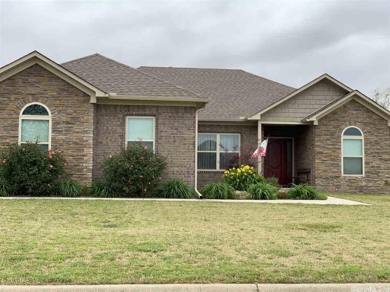 Property Photo: 15 Green Timber Way AR 72173-0000