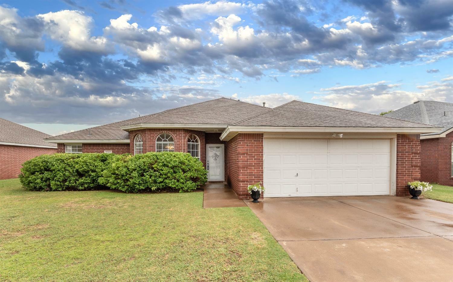 Property Photo:  5911 88th Place  TX 79424 