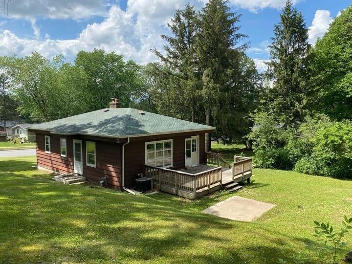 2220 5th Street E  Menomonie WI 54751 photo