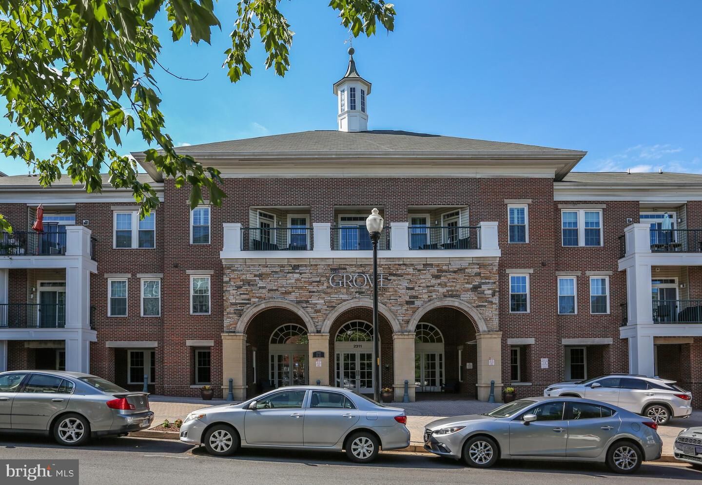 Property Photo:  2301 25th Street S 4-301  VA 22206 