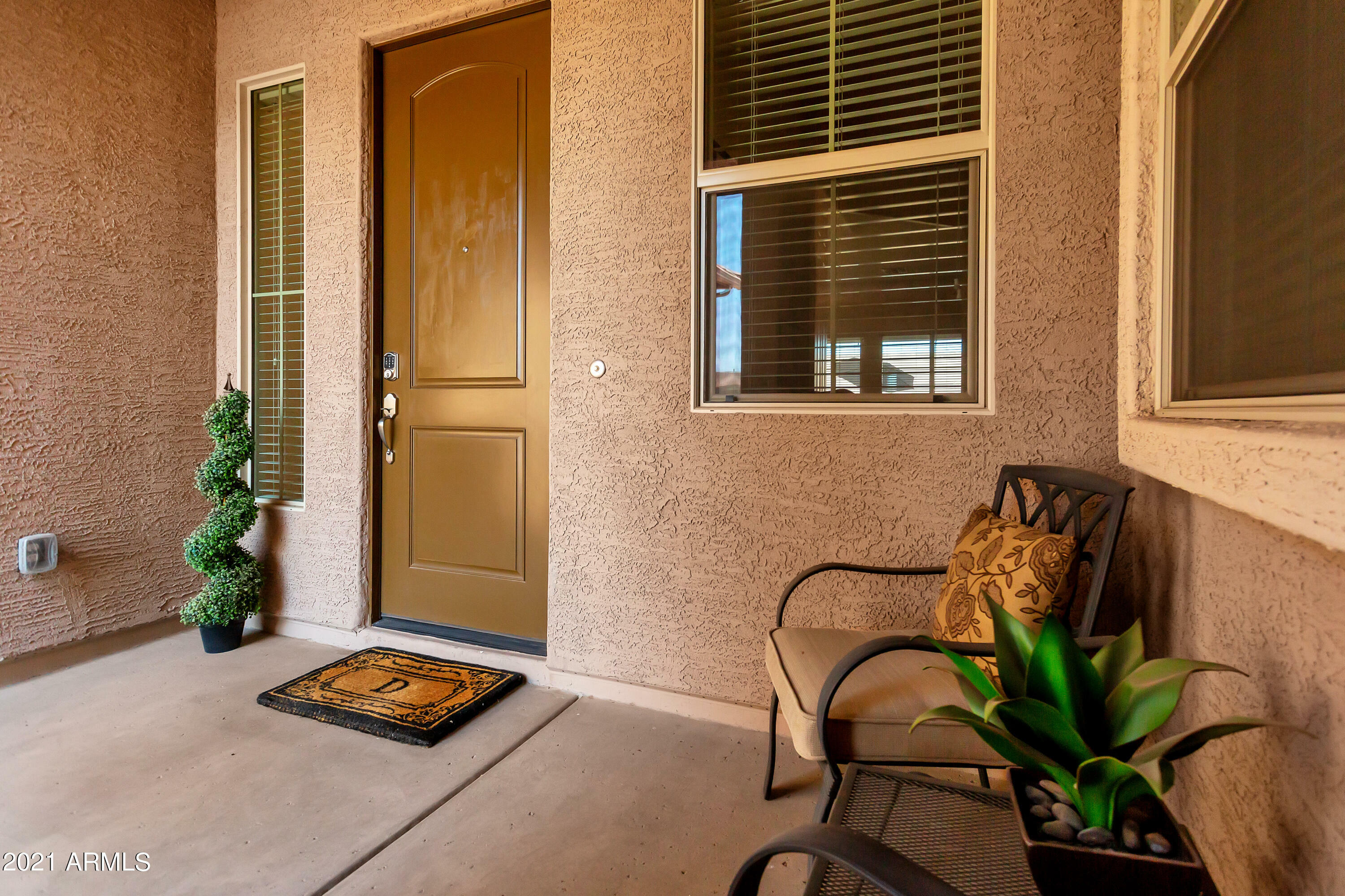 Property Photo: 6644 W Dale Lane AZ 85083