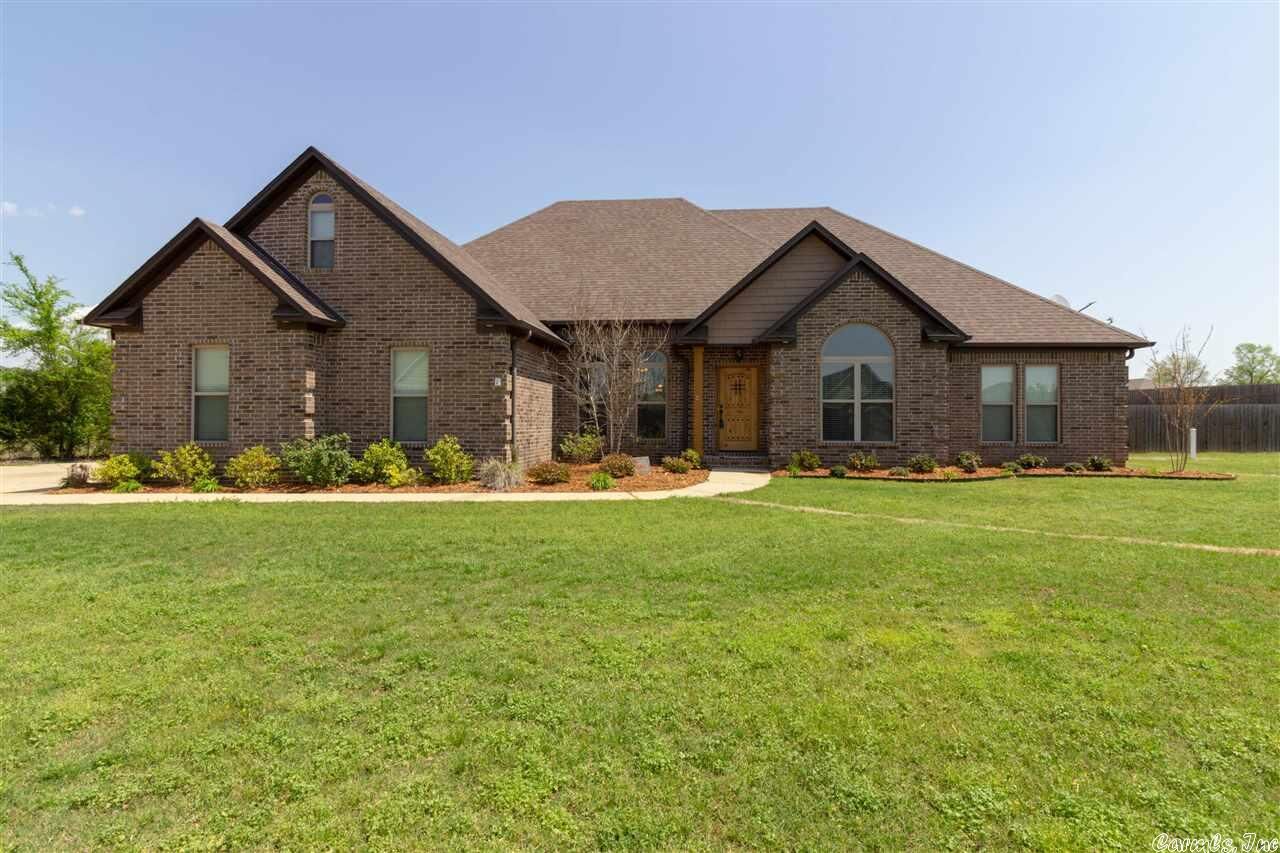 Property Photo:  8 Kearsten Cove  AR 72058 