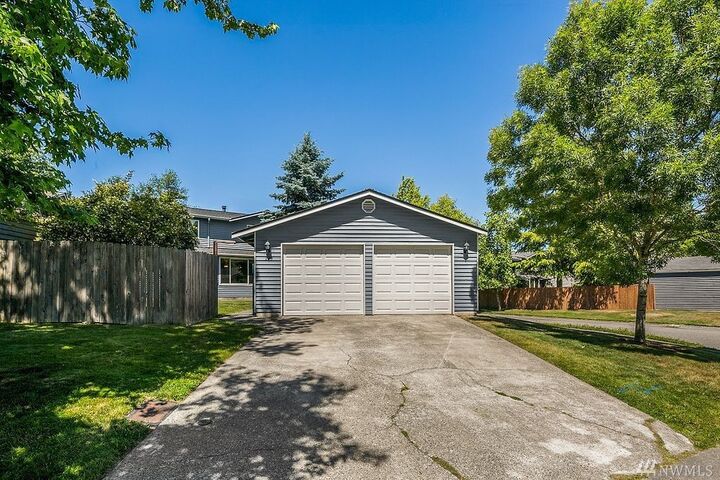 Property Photo: 129 94th St SE WA 98208