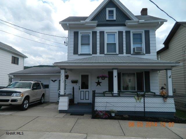 2112 Adams Avenue  Tyrone PA 16686 photo