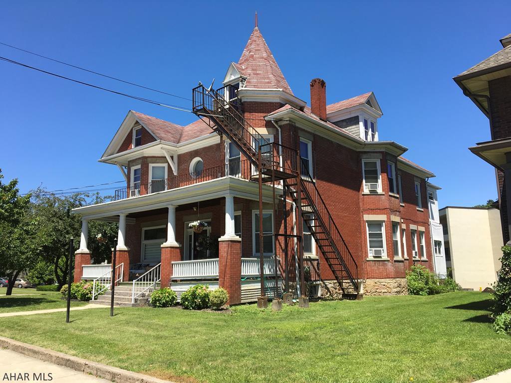 Property Photo: 233 E Pitt Street PA 15522