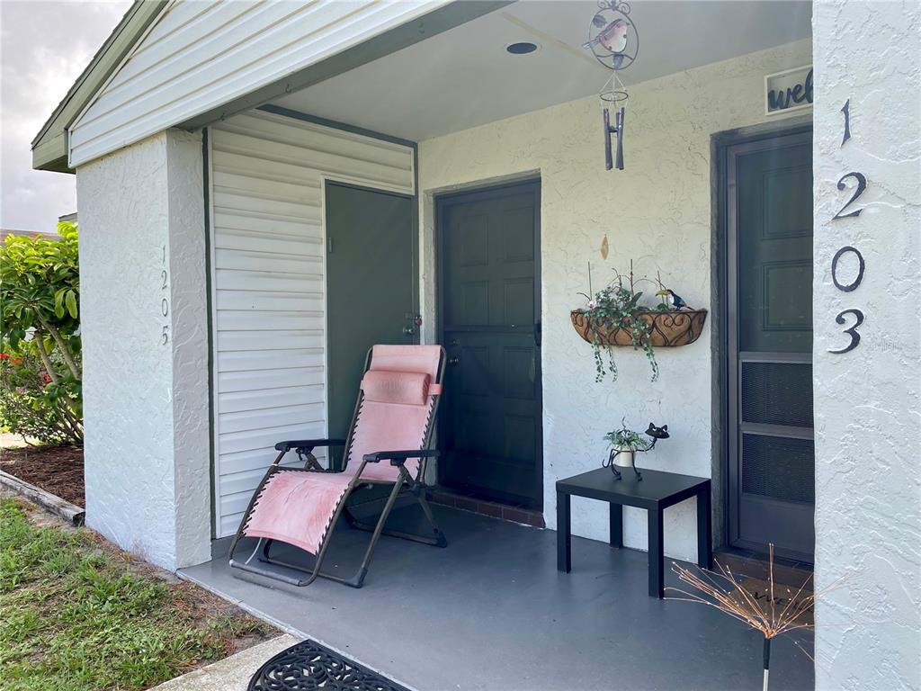 Property Photo: 1205 68th Avenue Drive W 14 FL 34207