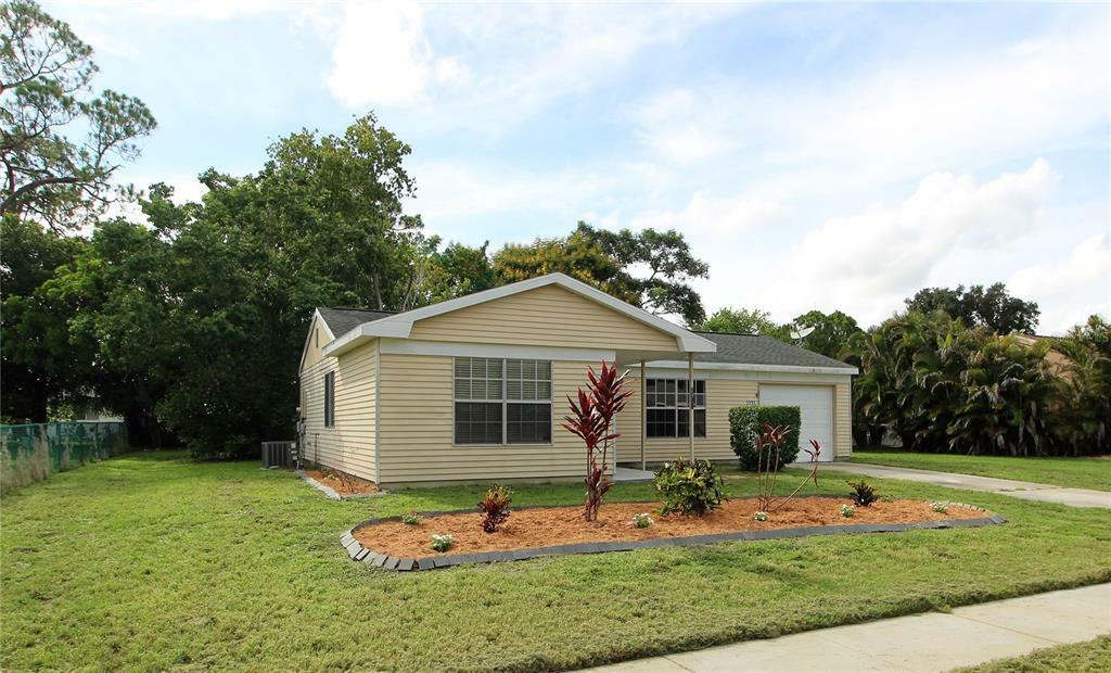 Property Photo:  2733 Fairbrook Street  FL 34287 