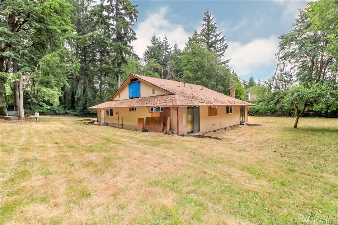 Property Photo:  5415 38th Ave NW  WA 98335 