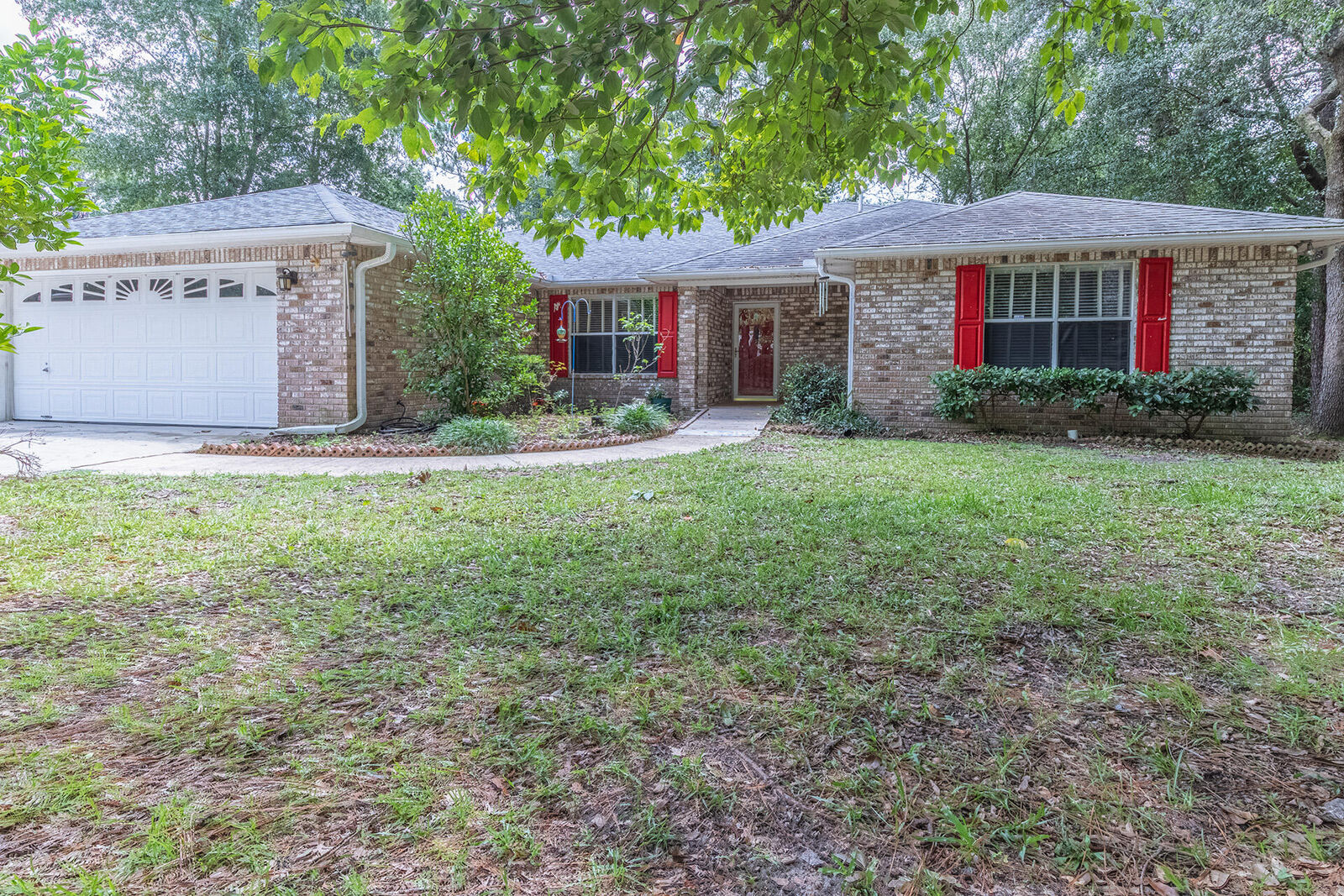 Property Photo:  4671 Meadow Lake Drive  FL 32539