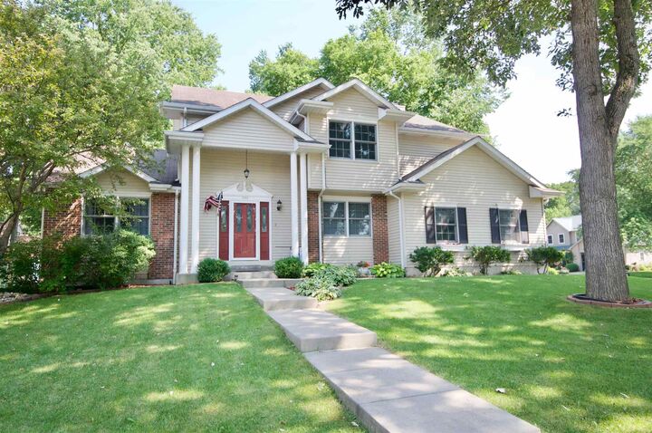 1626 Bennington Court  Mishawaka IN 46544 photo