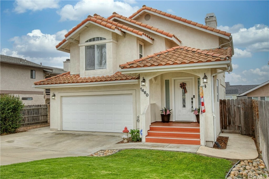 Property Photo:  1460 Brighton Avenue  CA 93433 