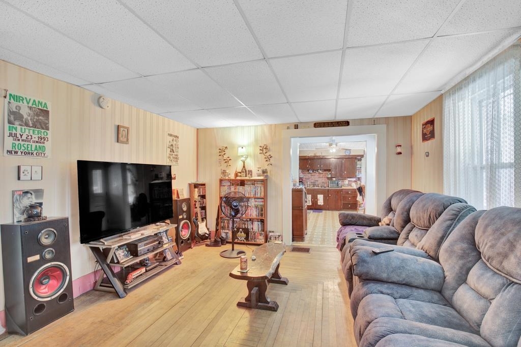 Property Photo:  9 Prospect Street  NH 03835 