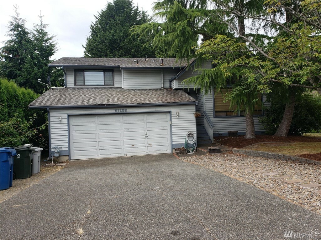 Property Photo:  21105 119th Place SE  WA 98031 