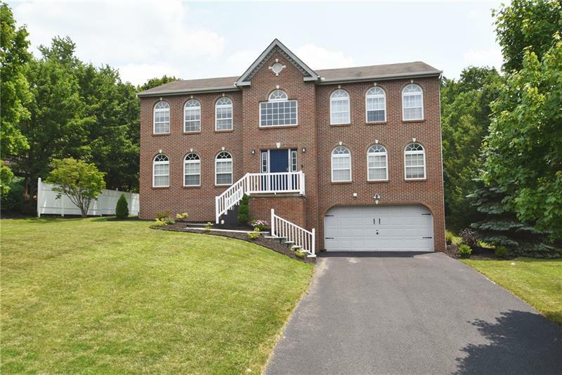 Property Photo:  113 Nottingham Dr  PA 15205 