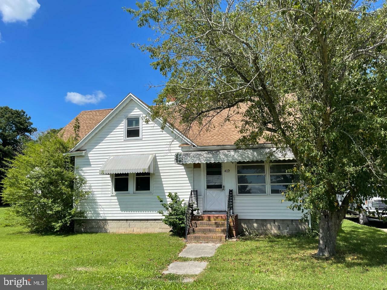 Property Photo:  411 E Walnut Street  MD 21830 