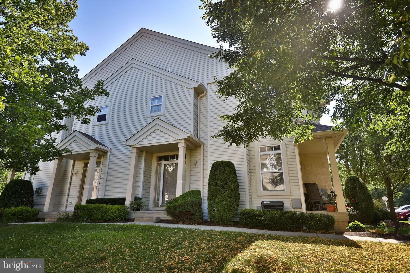 Property Photo: 815 Dresher Woods Drive PA 19025