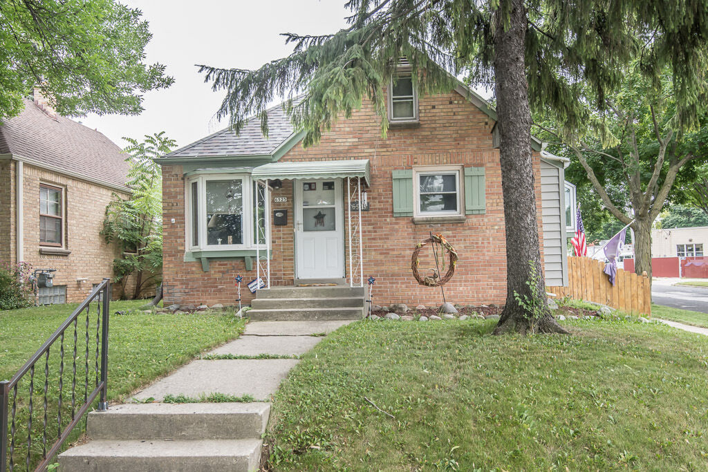Property Photo:  6525 W Girard Ave  WI 53210 