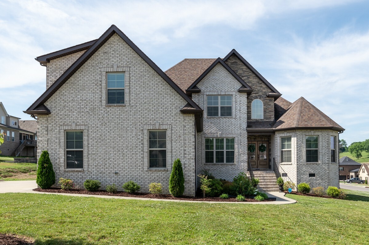 Property Photo: 328 Jade Creek Hollow TN 37135