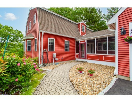 Property Photo:  4 Abbott Rd.  MA 01754 