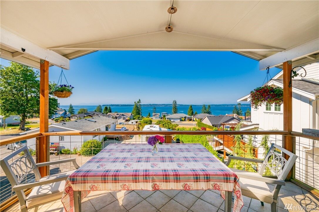 Property Photo:  6910 Pemberton Place  WA 98230 