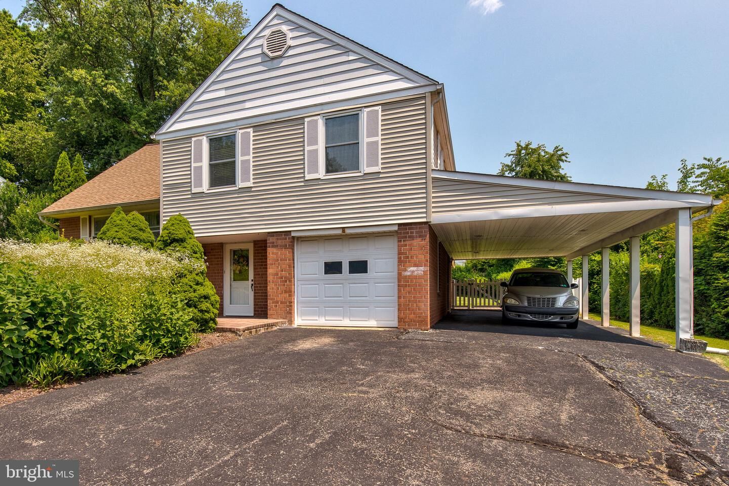 Property Photo:  3041 Runnymede Drive  PA 19462 