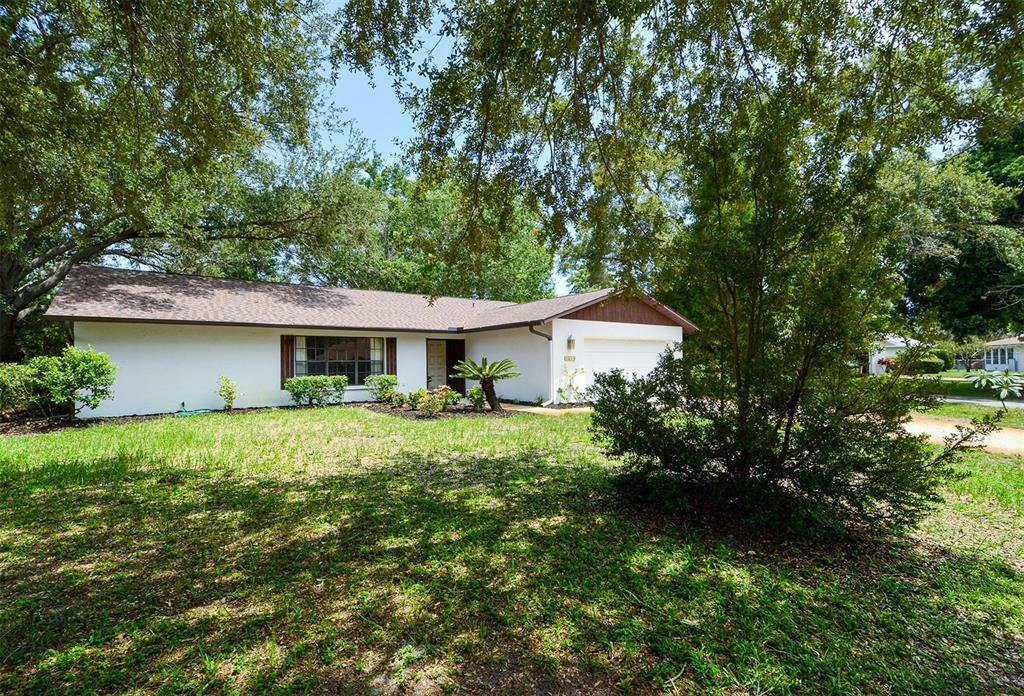 Property Photo: 3615 51st Street Court W FL 34209