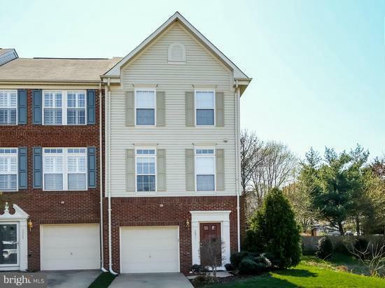 Property Photo:  2975 Huntington Grove Square  VA 22306 