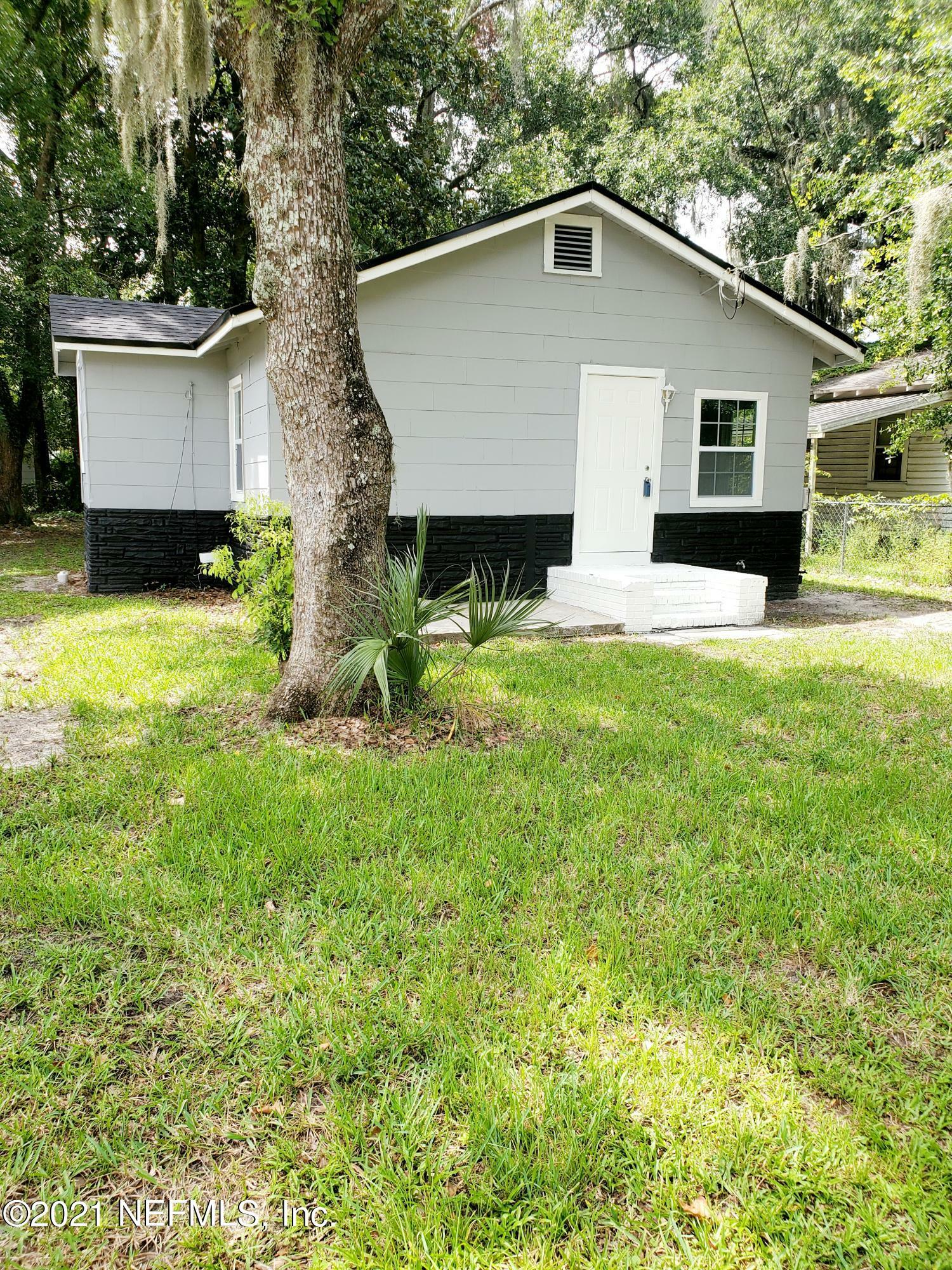 Property Photo:  444 W 60th Street  FL 32208 