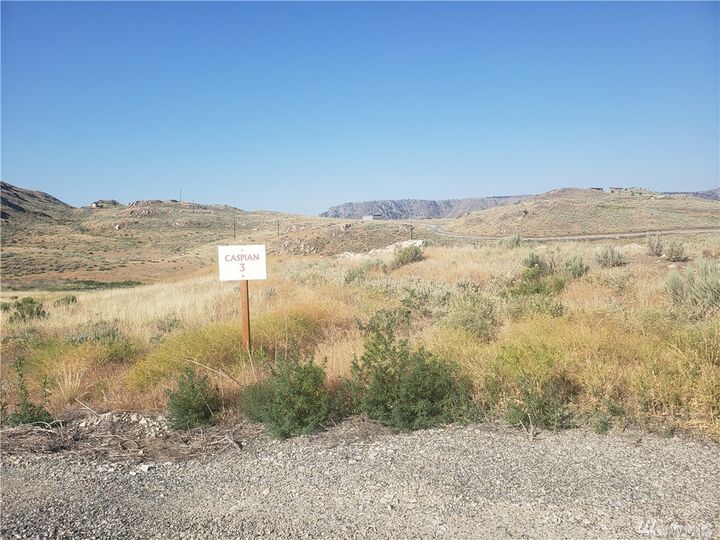 Property Photo:  111 Plata Dr  WA 98812 