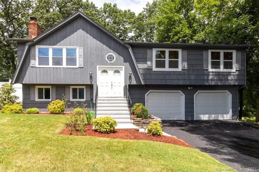 Property Photo:  425 Holland Road  CT 06610 