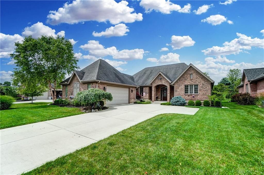 Property Photo: 1435 Champions Way OH 45385
