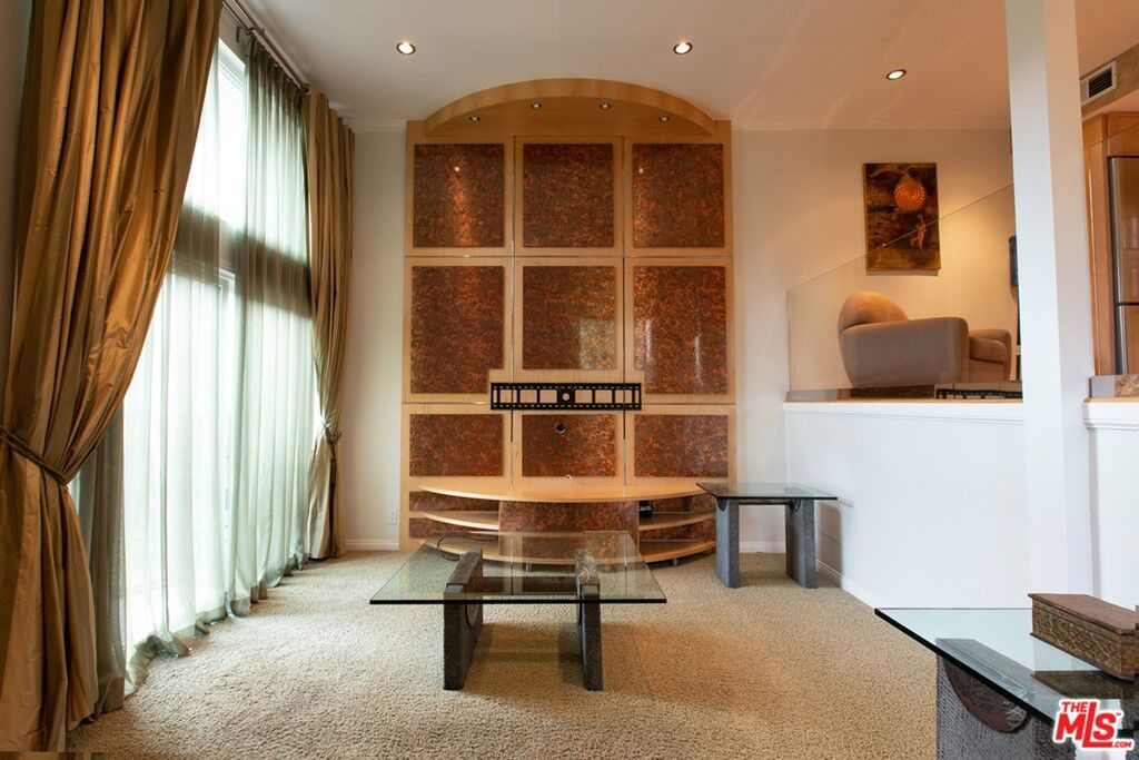 Property Photo:  23401 Park Sorrento 57  CA 91302 