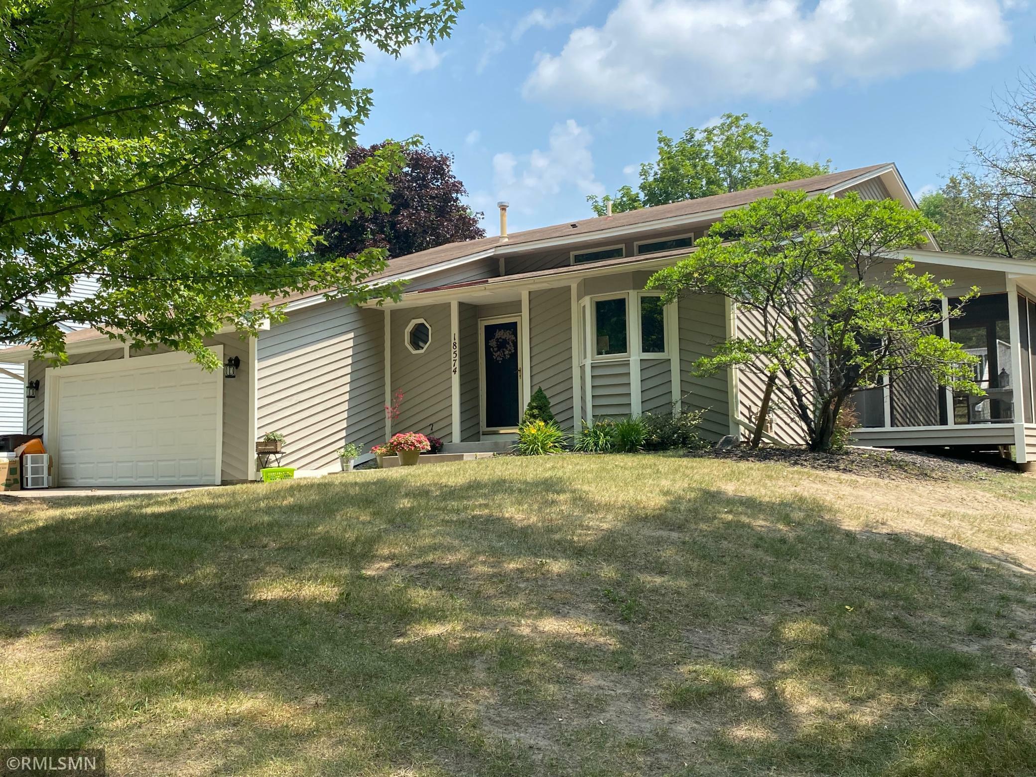 Property Photo:  18574 Harrogate Drive  MN 55346 