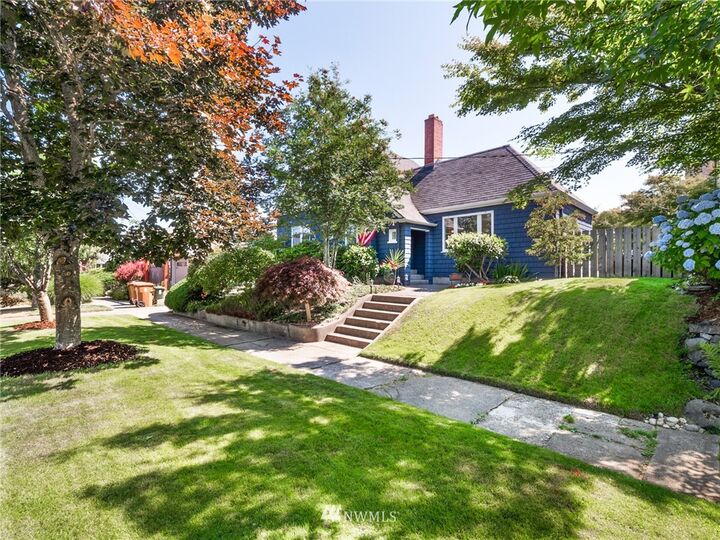 Property Photo: 1907 N Junett Street WA 98406