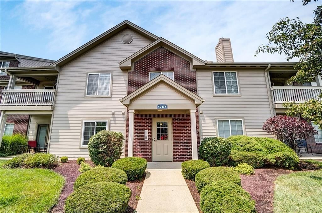 Property Photo: 1757 Waterstone Boulevard 206 OH 45342