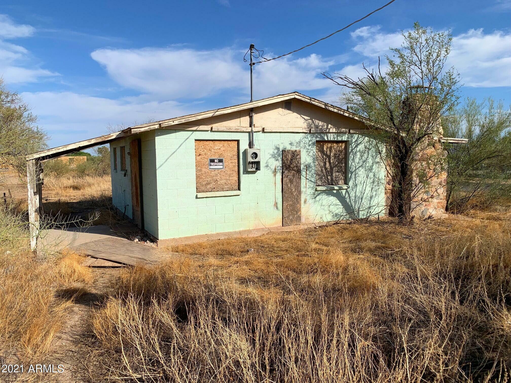 Property Photo:  32249 N Center Street  AZ 85361 