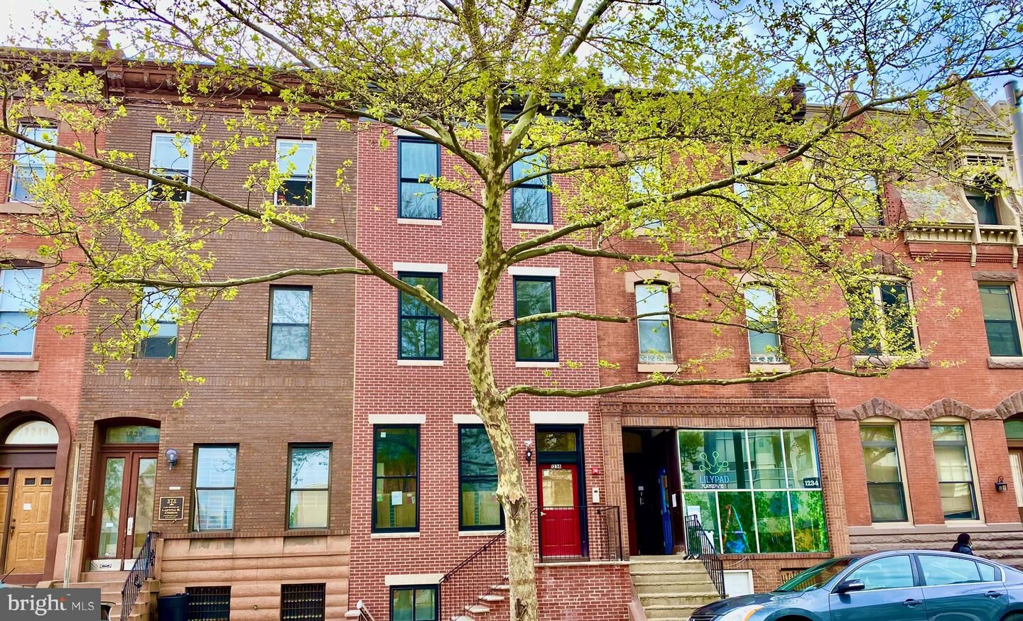 Property Photo:  1236 S Broad Street 1F  PA 19146 