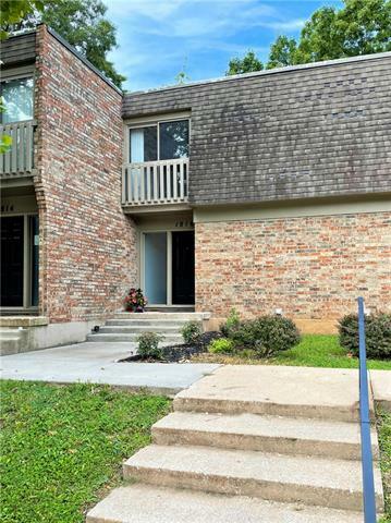 Property Photo:  1816 E 97th Street  MO 64131 