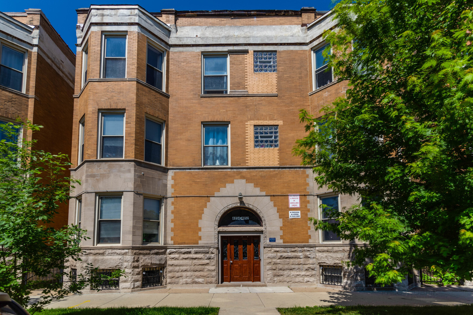 Property Photo: 4854 S Prairie Avenue G IL 60615