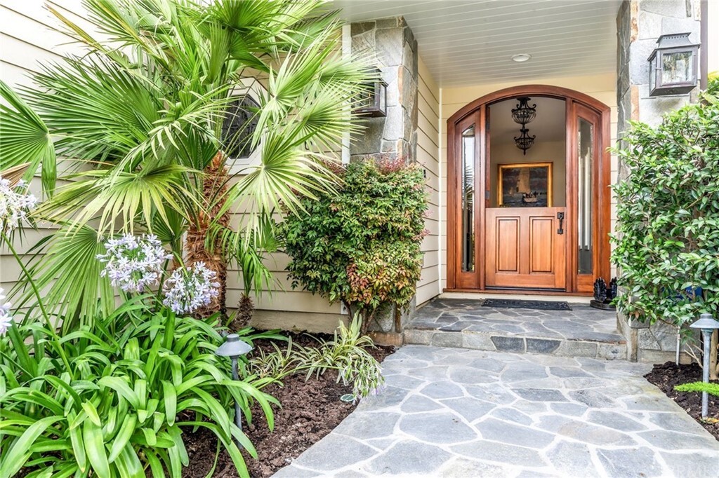 Property Photo: 616 Poppy Avenue CA 92625