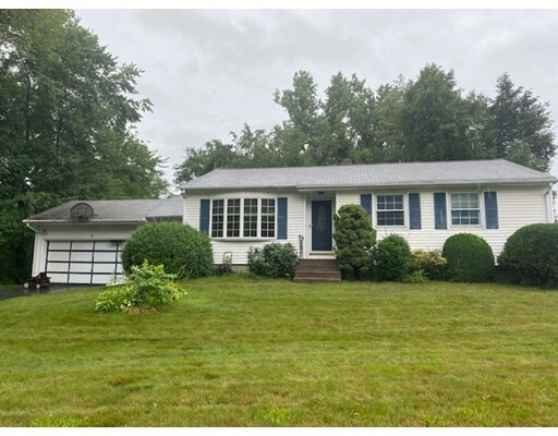 Property Photo: 5 Jeane Dr MA 01040