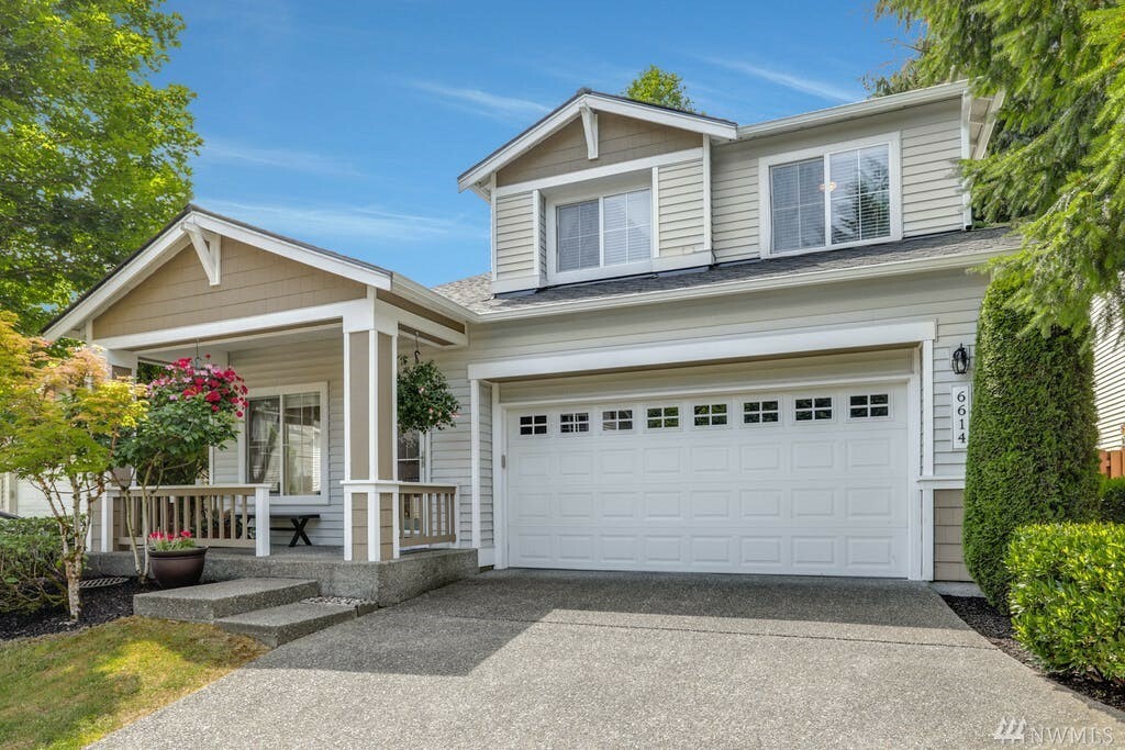 Property Photo:  6614 133rd Place SE  WA 98296 