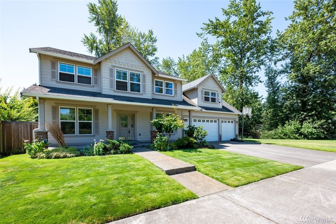 Property Photo:  1113 SW 360th St  WA 98023 
