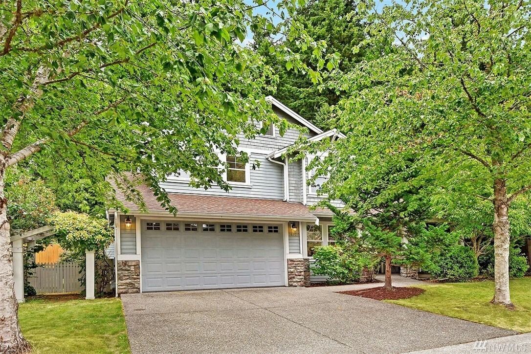 Property Photo:  16306 NE 104th St  WA 98052 