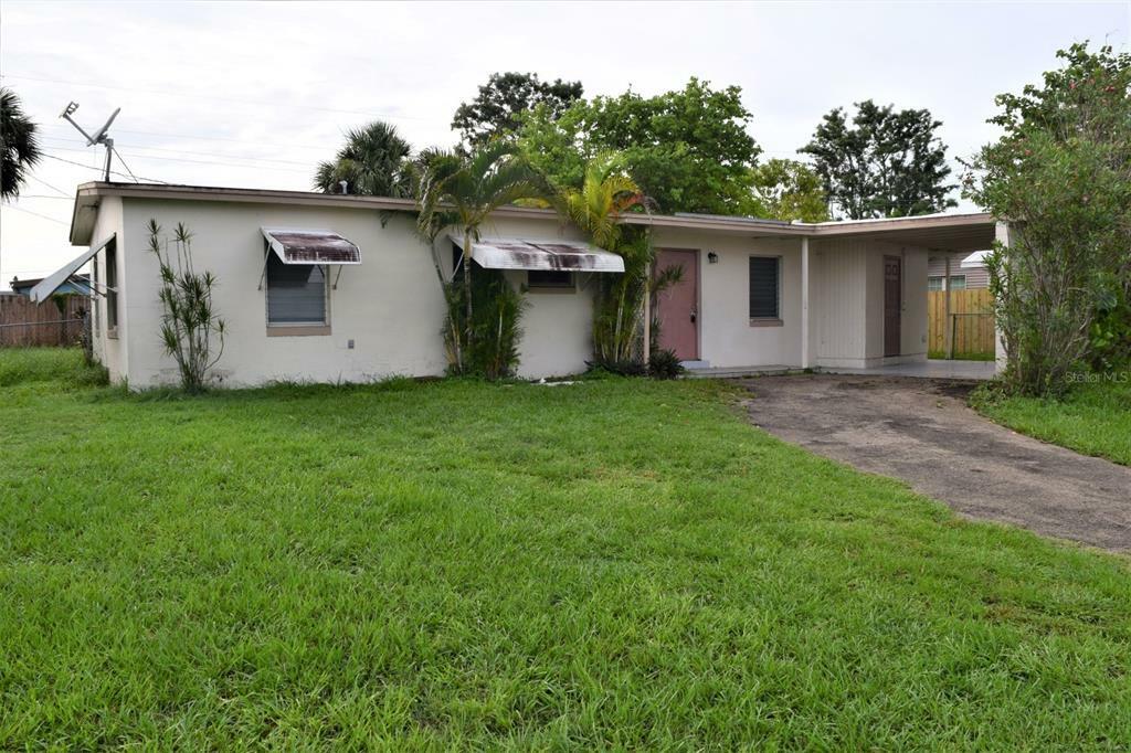 Property Photo:  2509 Starlite Lane  FL 33952 