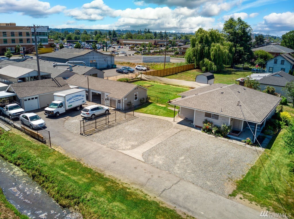 Property Photo: 5718 15th St E WA 98424