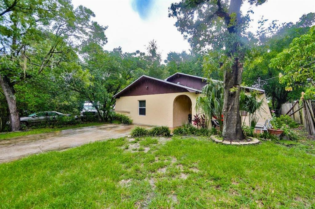 Property Photo:  8417 N Greenwood Avenue  FL 33617 