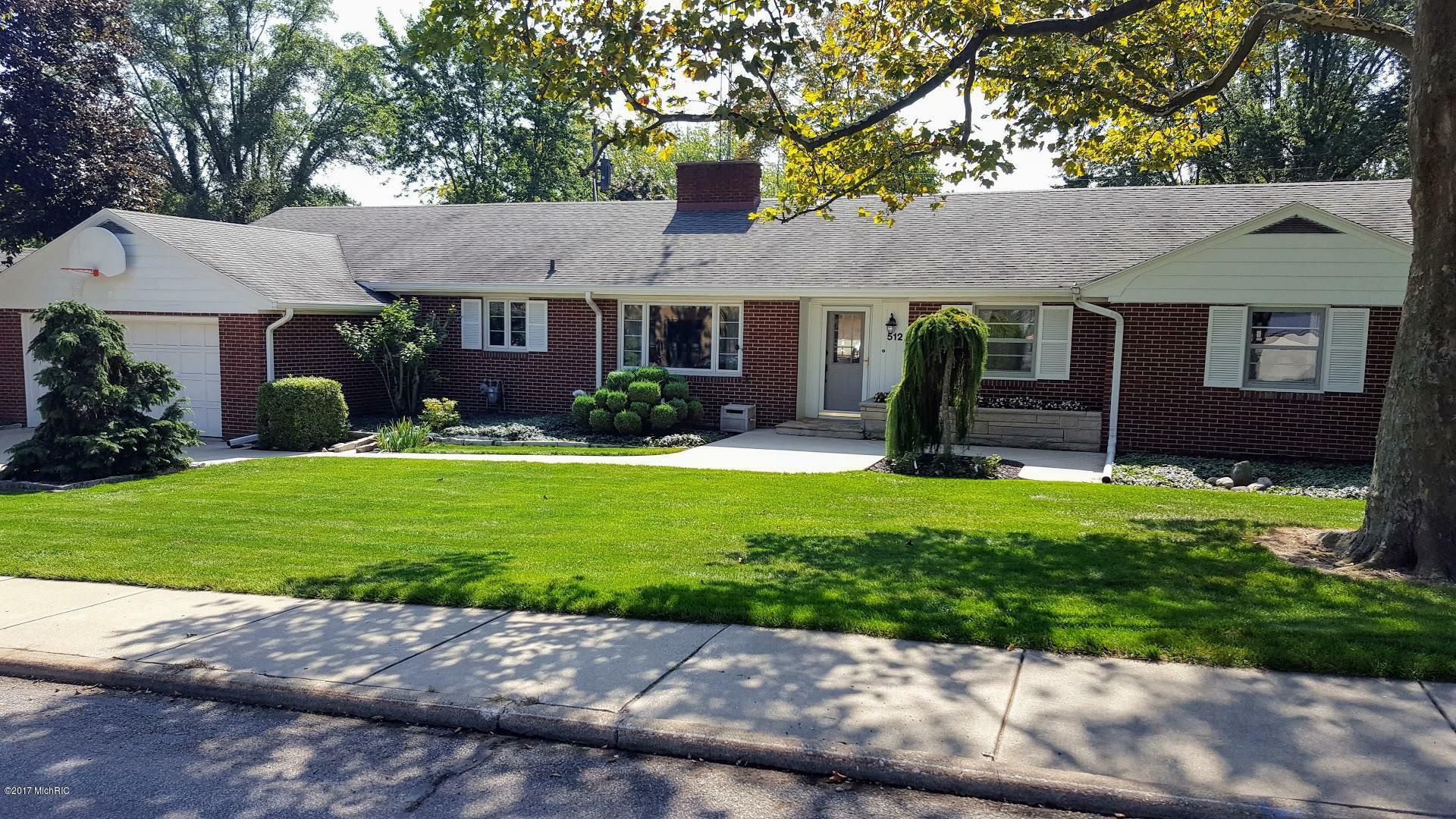 Property Photo:  512 Wallace Avenue  MI 49085 