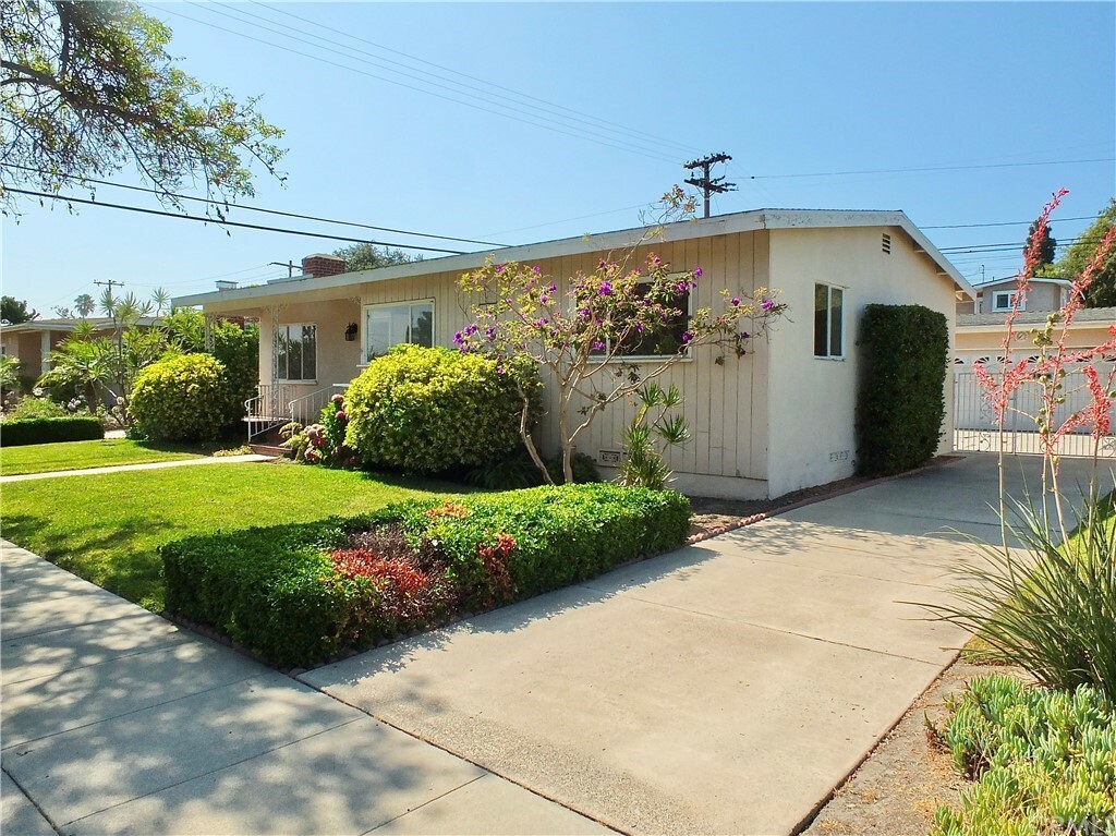 Property Photo: 5820 Deborah Street E CA 90815