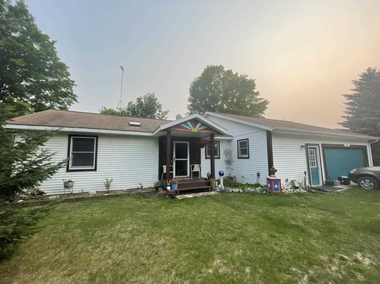 Property Photo:  2668 Carpenter  MI 49615 